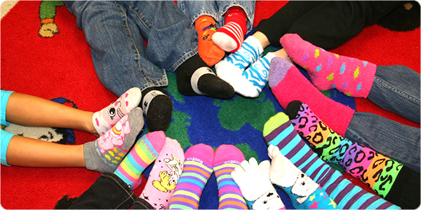 gpkinder_cal_Crazy-Hair-and-Sock-Day